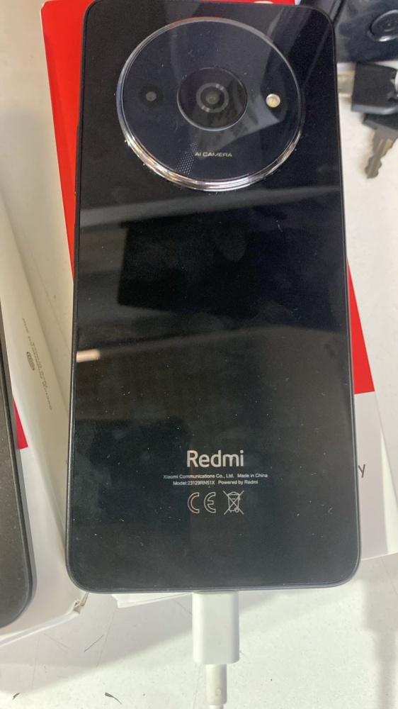 Смартфон Xiaomi Red mania 3x3\64