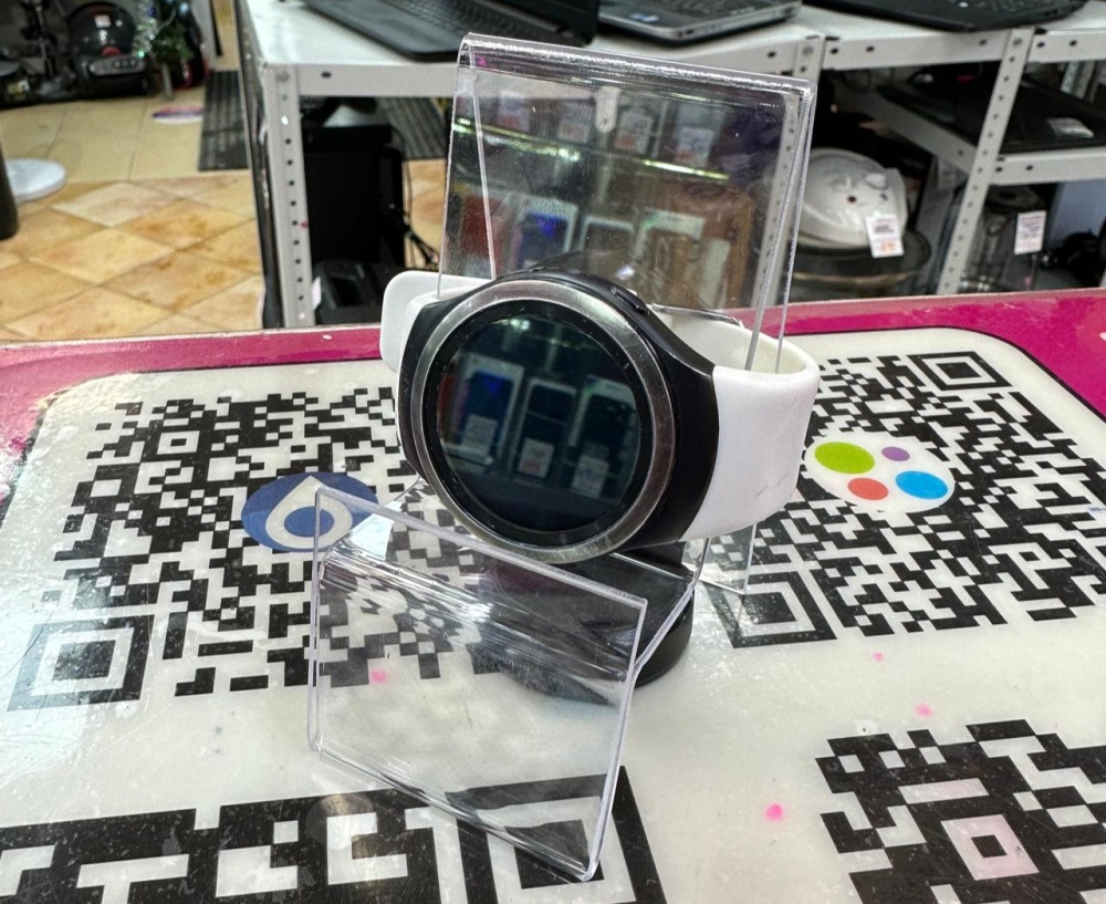 Смарт-часы Samsung Fear S2