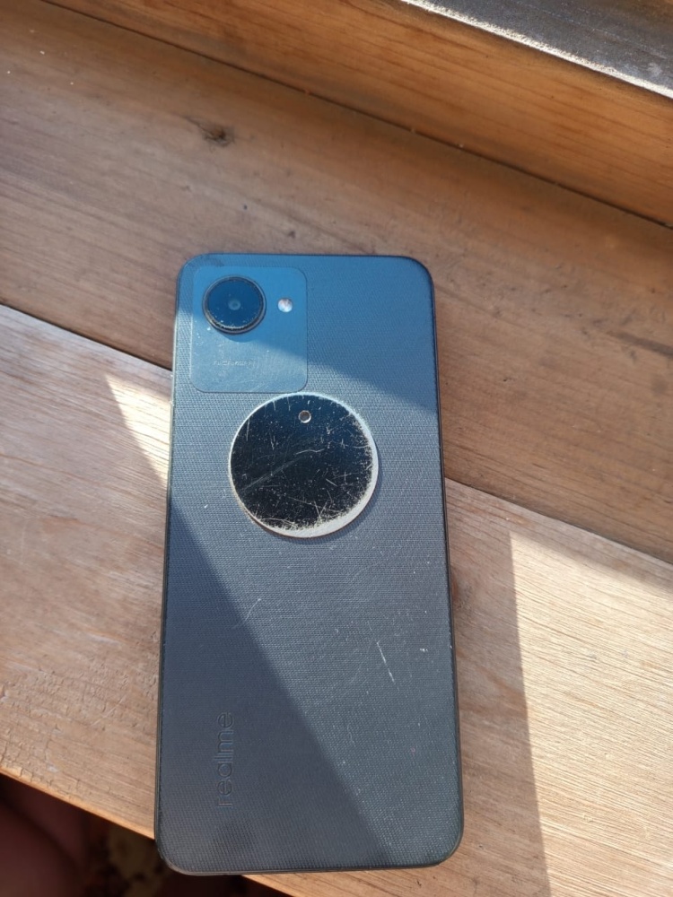 Смартфон Realme C30