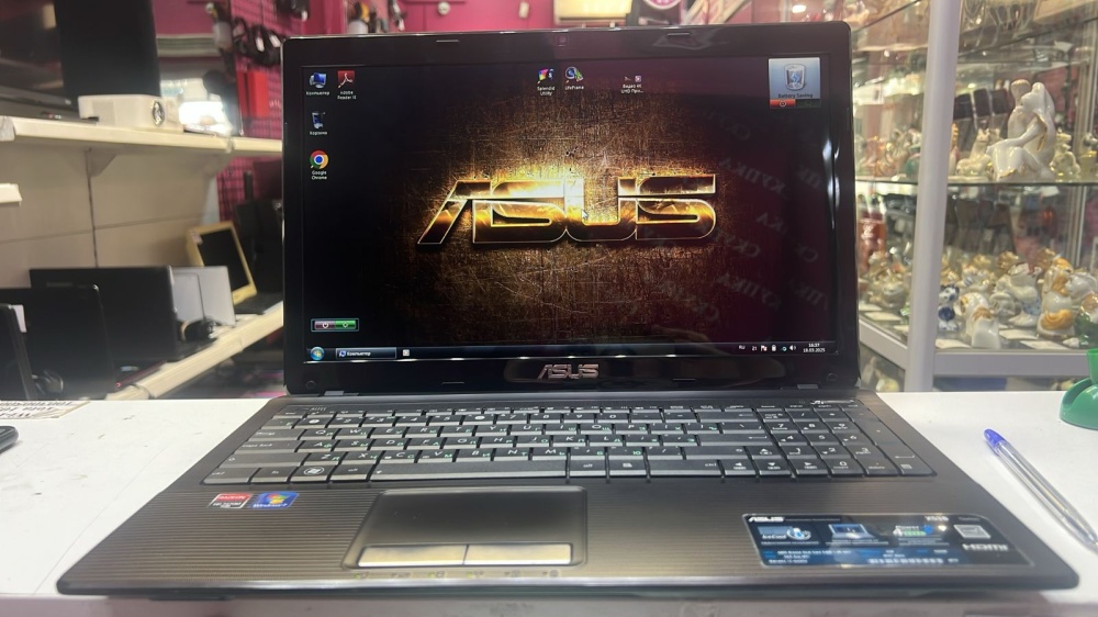 Ноутбук ASUS x53b