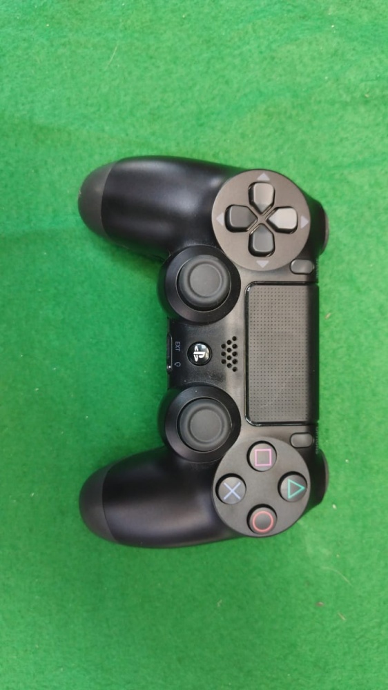Геймпад PS4