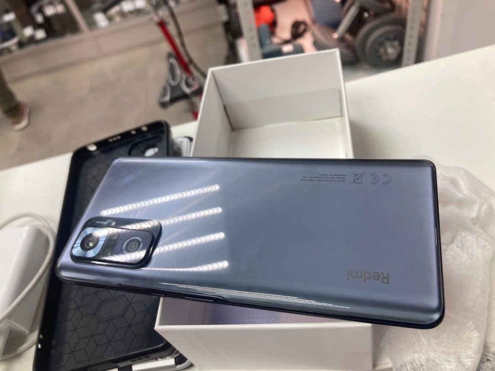 Смартфон Xiaomi Redmi 10 PRO