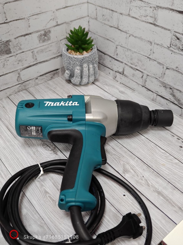 Гайковерт Makita TW0350