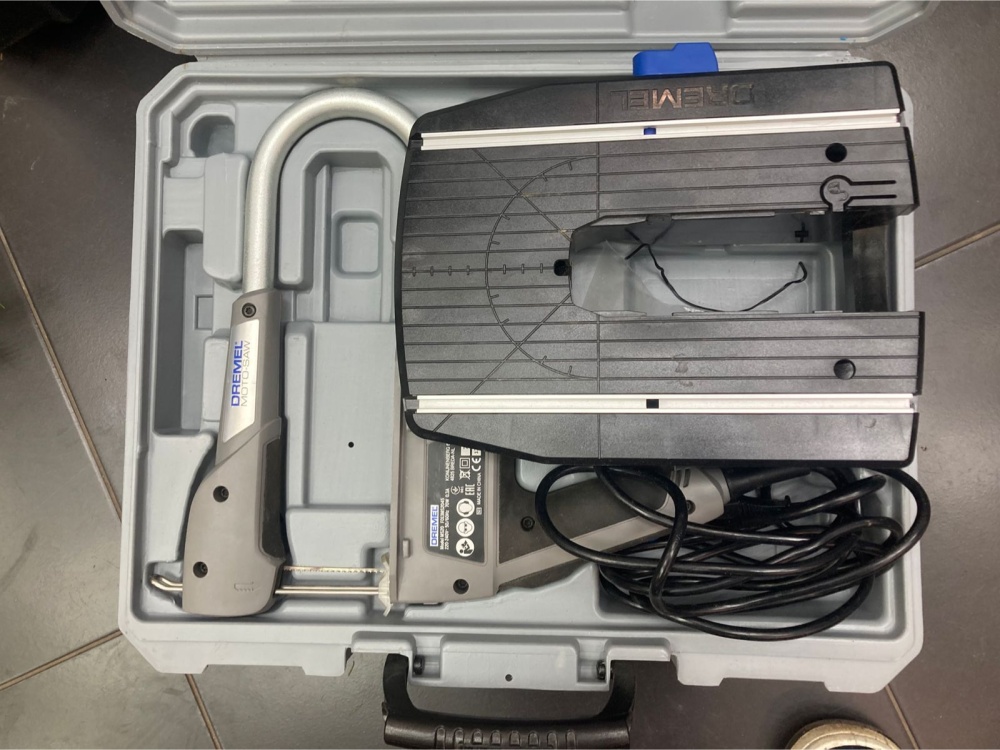 Лобзик Dremel MS20 MOTO SAW