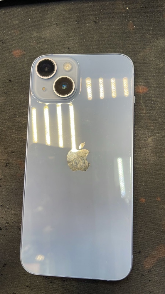 Смартфон iPhone 14 128