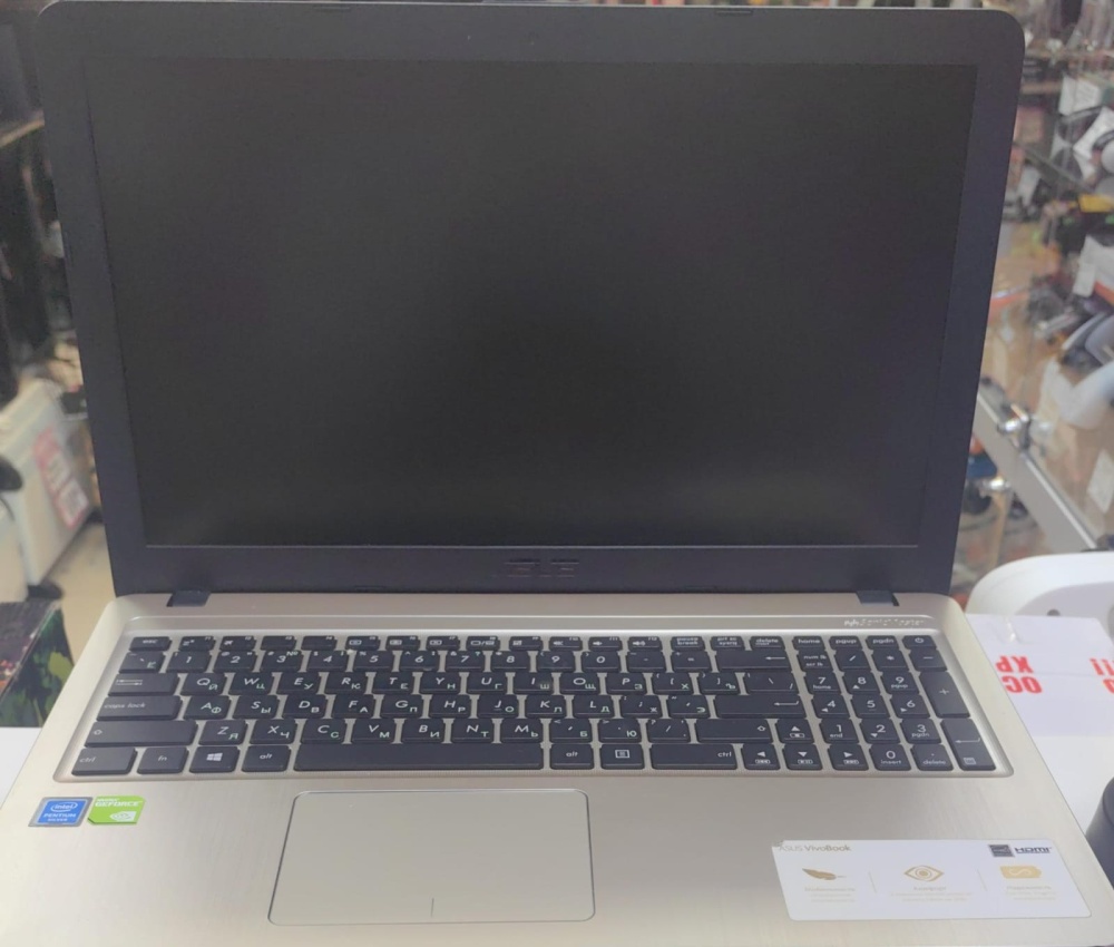 Ноутбук ASUS Vivobook R540M