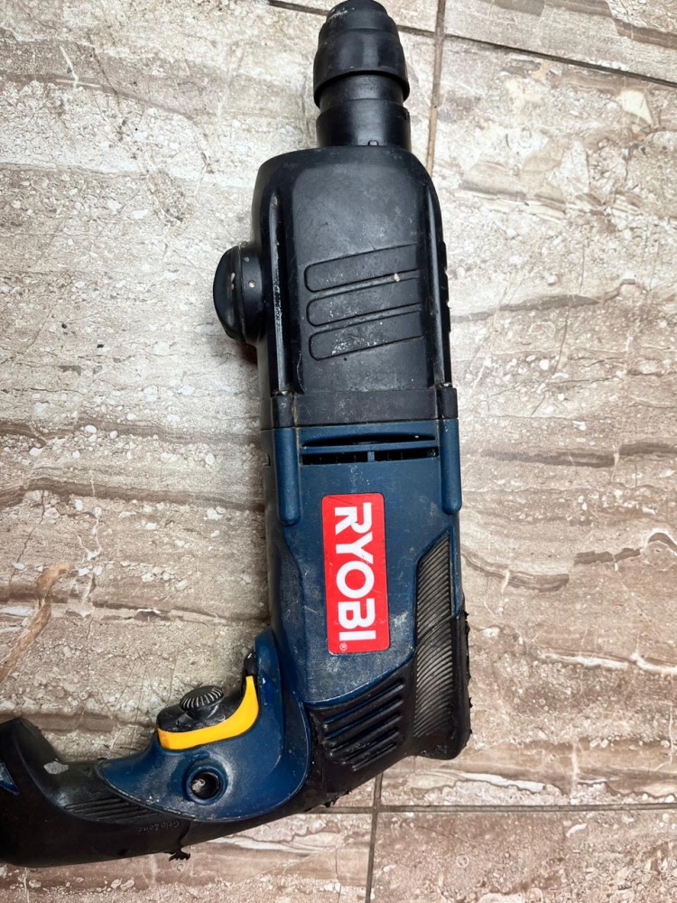 Перфоратор RYOBI