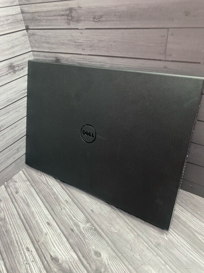 Ноутбук Dell Inspiron 15