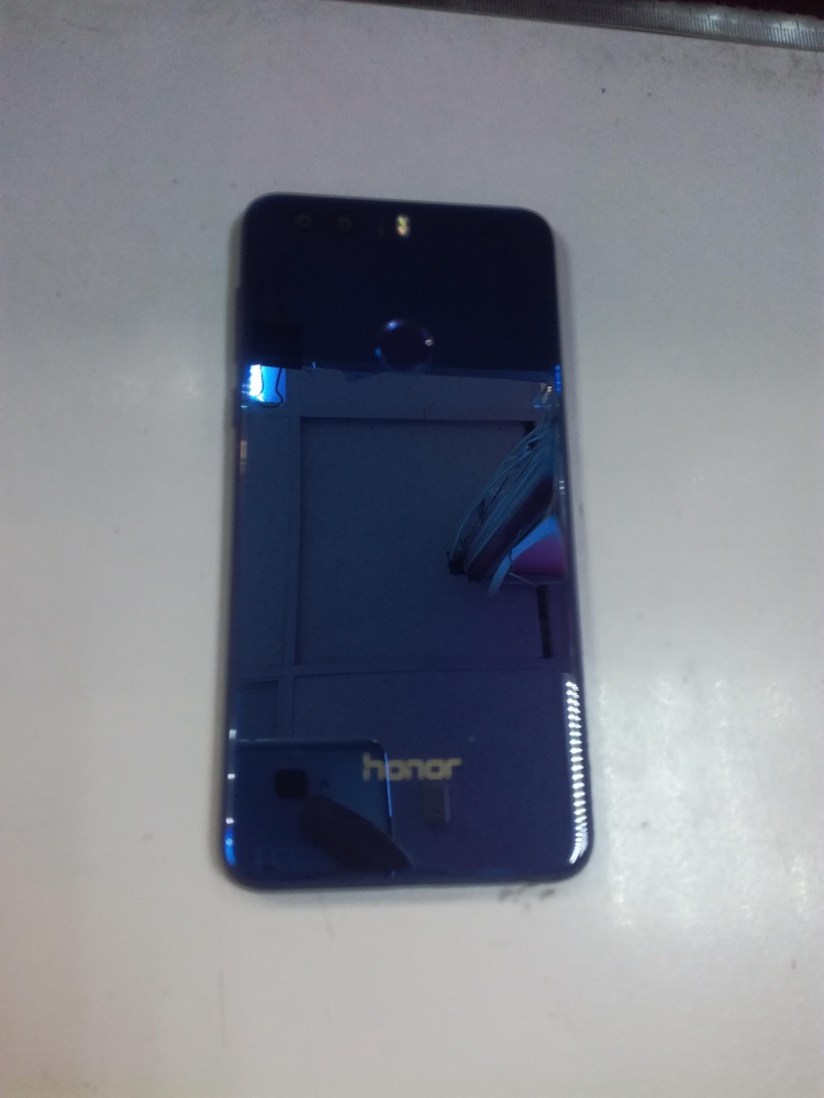 Смартфон Honor 8