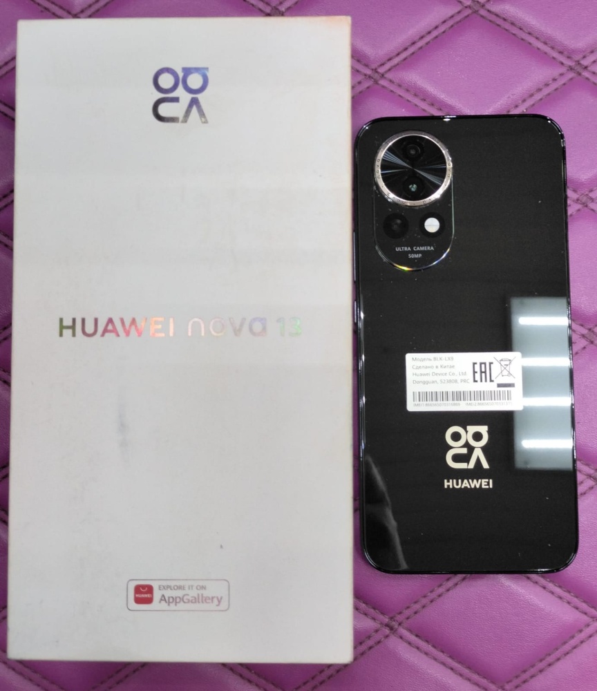 Смартфон Huawei Nova 13 12/256