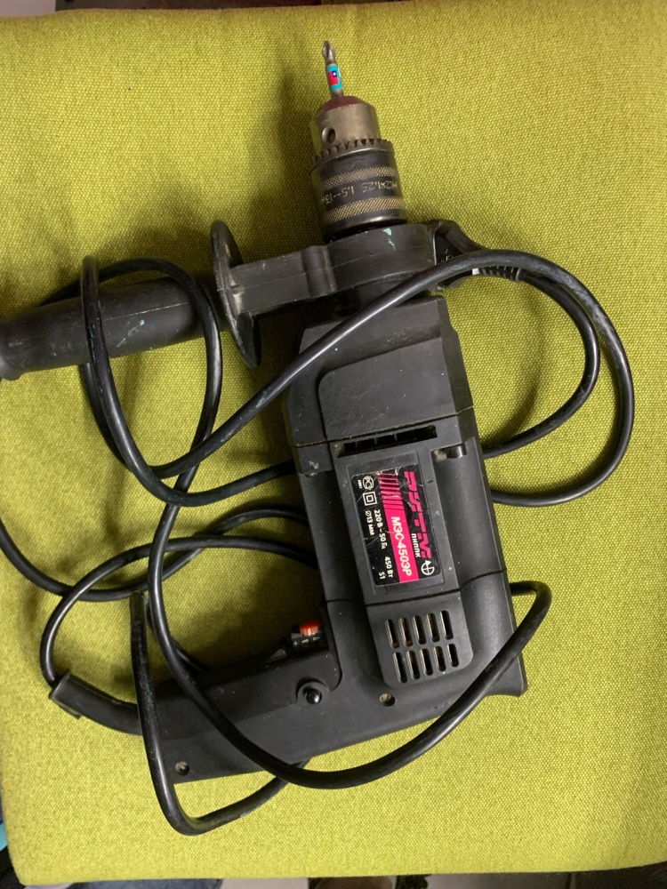 Дрель  ритм мэс-450эр