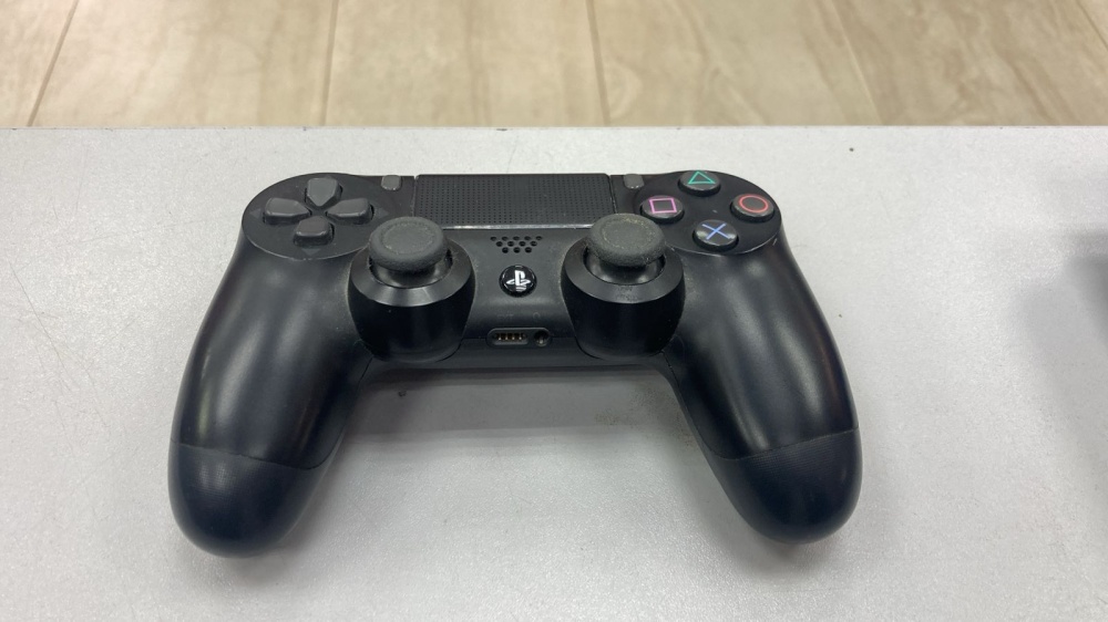 Геймпад ps4
