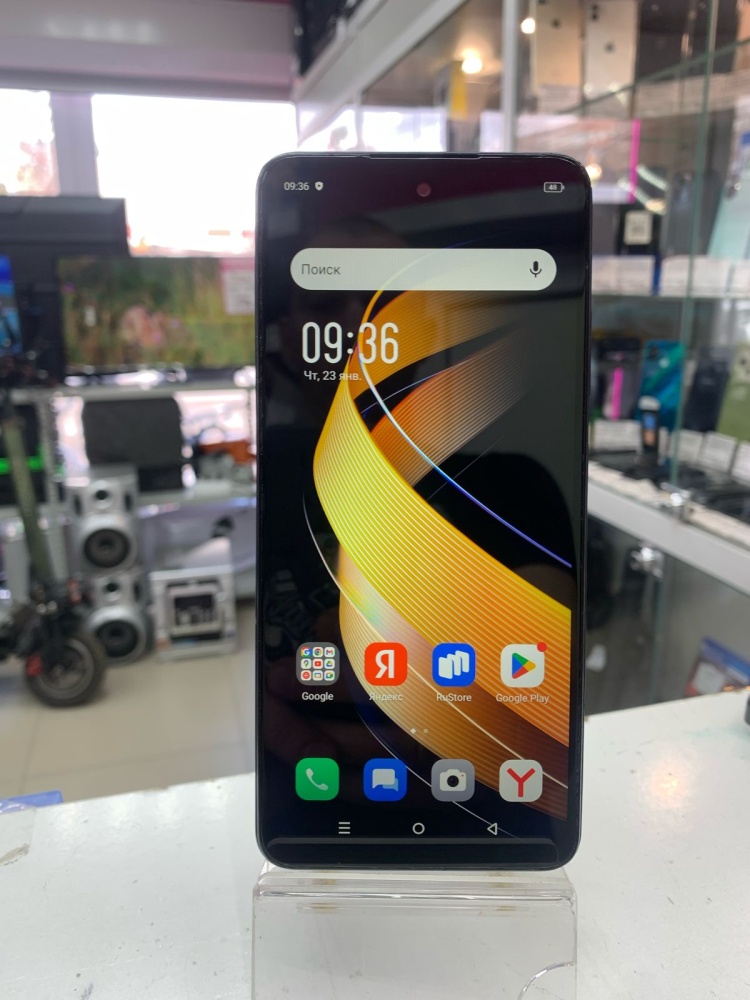 Мобильный телефон Infinix Smart 8 pro 4/64