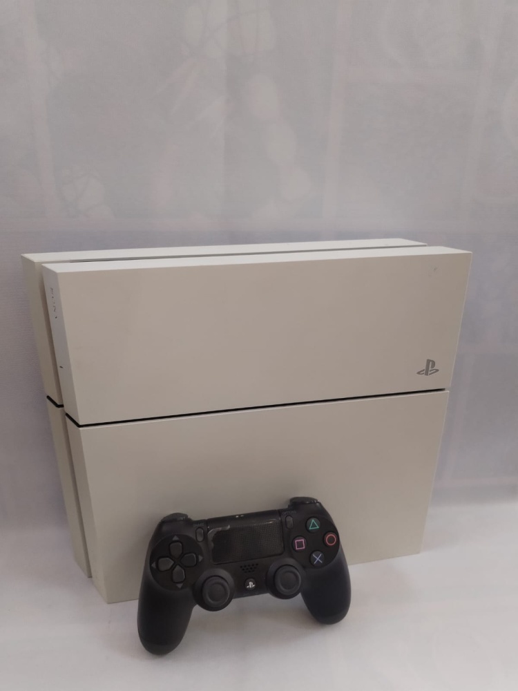 Игровая приставка Sony PlayStation 4 fat  500 гб  Белая