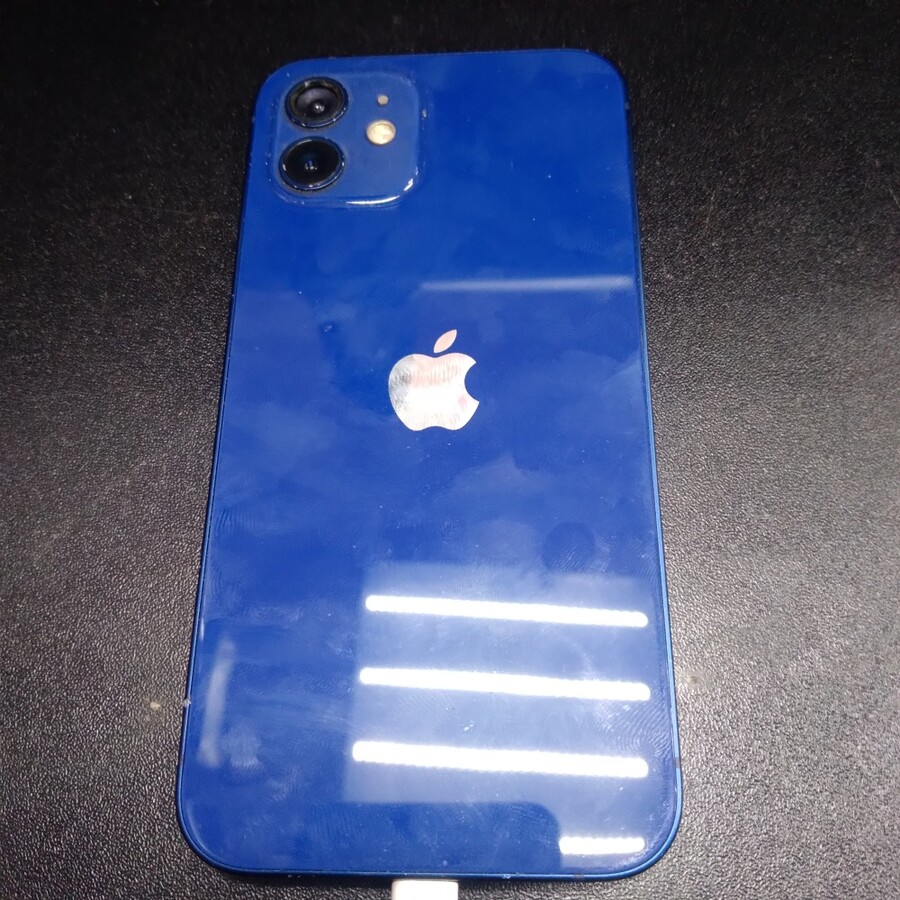 Смартфон iPhone 12 64 Gb