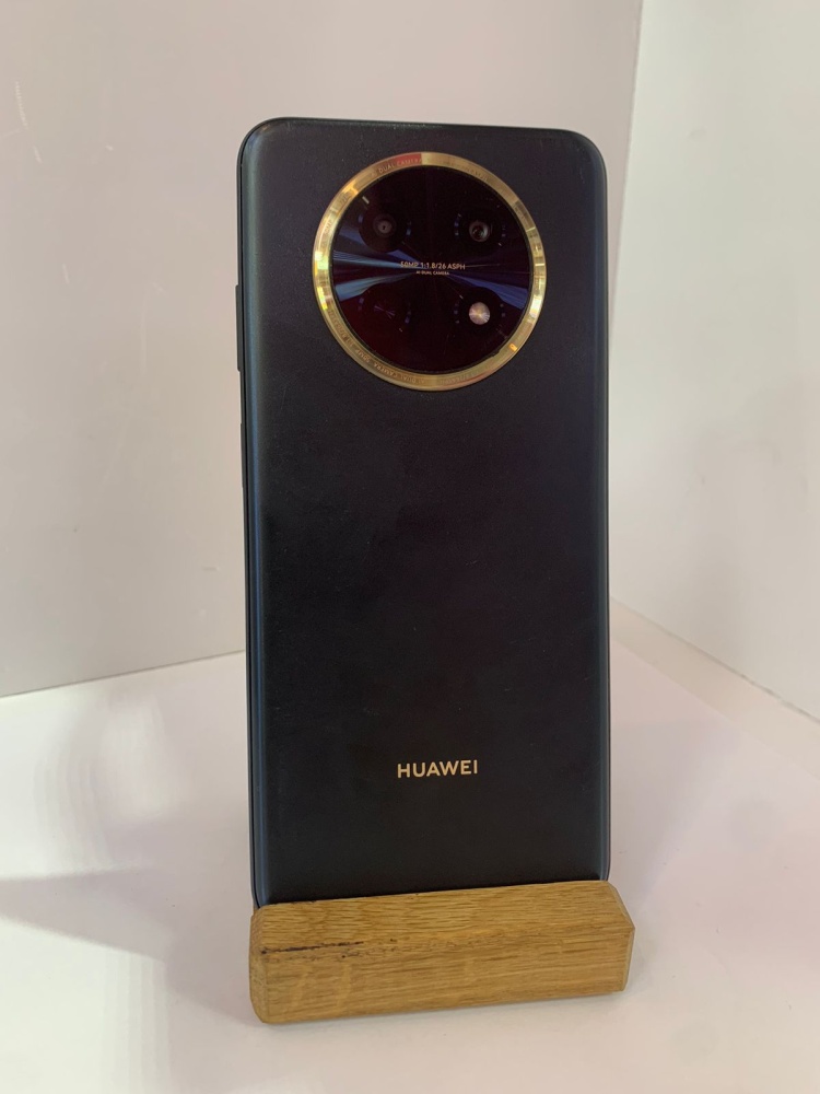 Смартфон Huawei Nova Y91