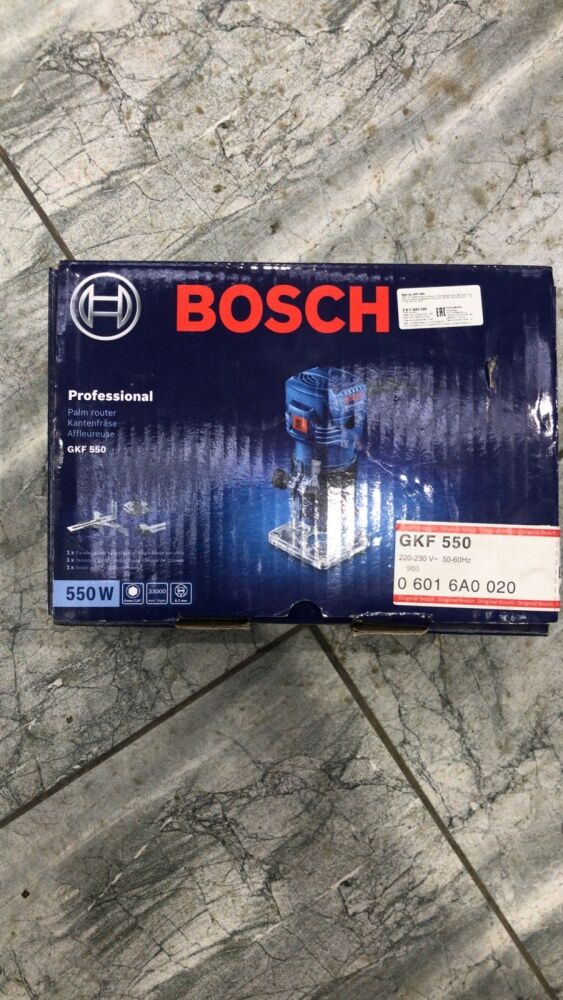 Фрезер кромочный Bosch Pro GKF 550