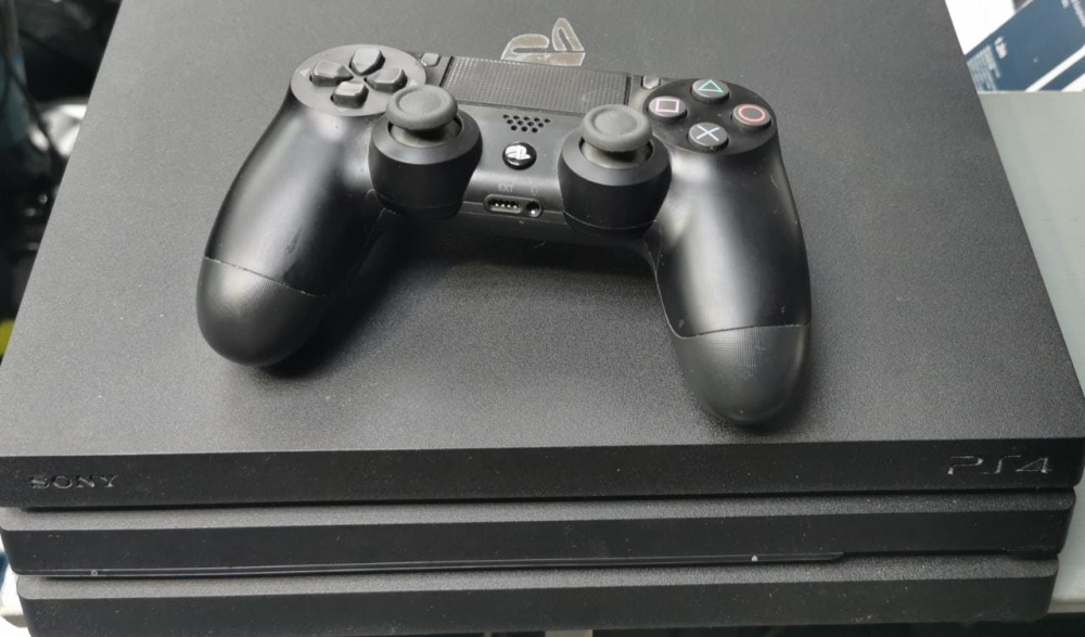Игровая приставка Sony PlayStation 4 PRO  1 тб