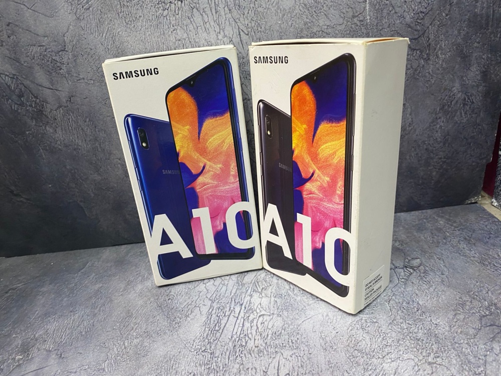 Смартфон Samsung A10