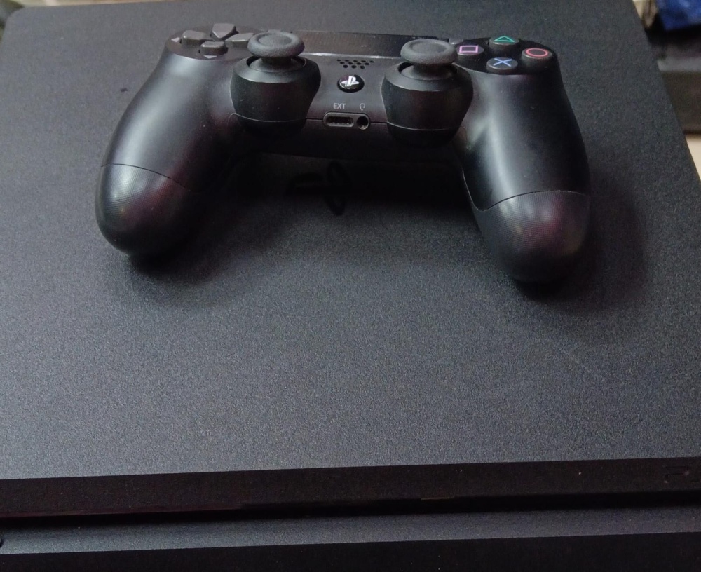 Игровая приставка Sony PlayStation 4 slim  1tb