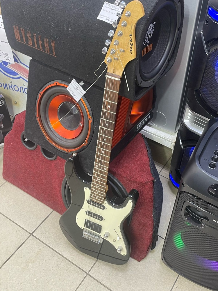 Электрогитара Aria Stg series