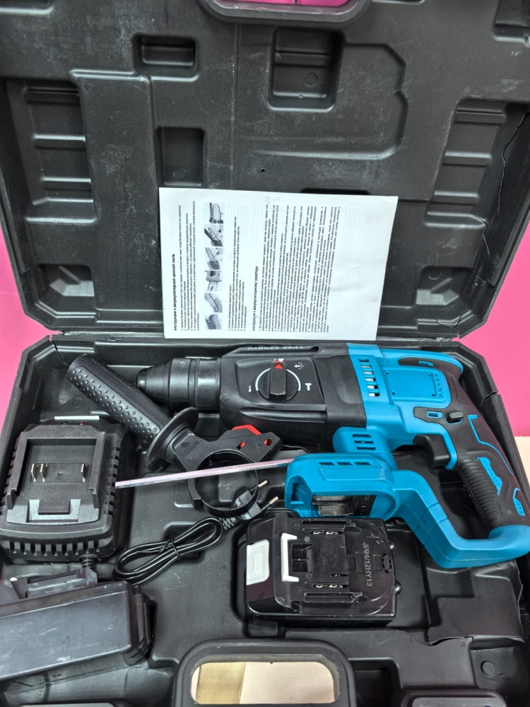 Перфоратор Makita
