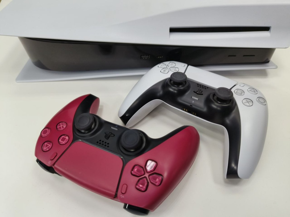 Игровая приставка Sony PlayStation 5 с дисководом