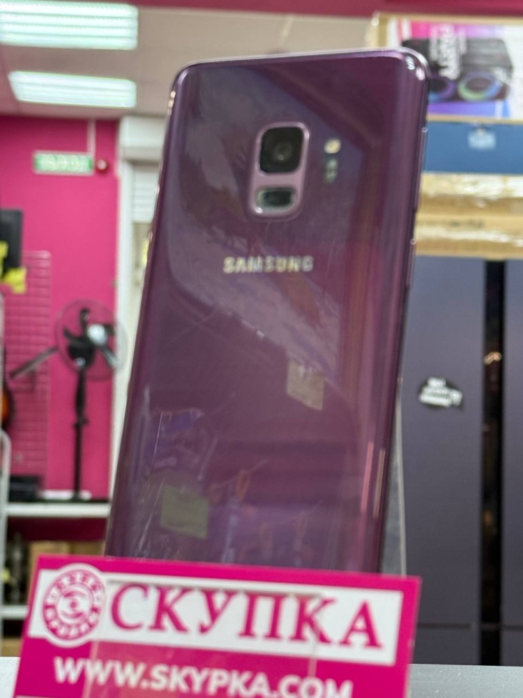 Смартфон Samsung S9 4/64