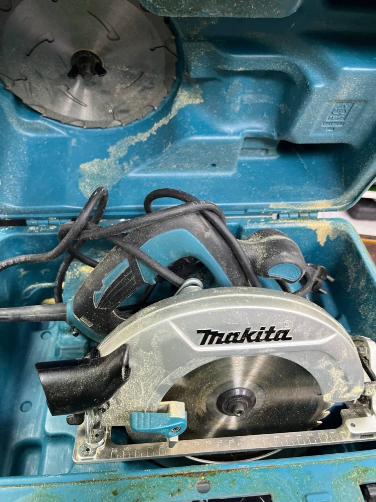 Перфоратор 2450 MAKITA