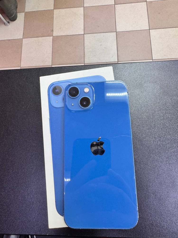 Смартфон iPhone 13 128 Gb
