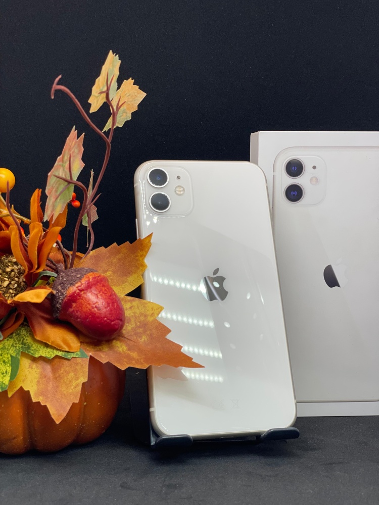Смартфон iPhone 11 128 Gb