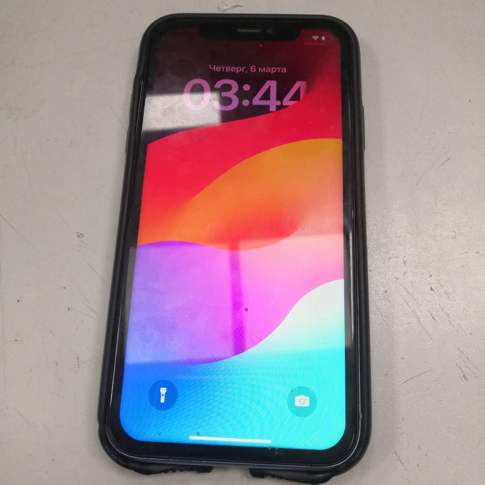 Смартфон iPhone XR 64 Gb