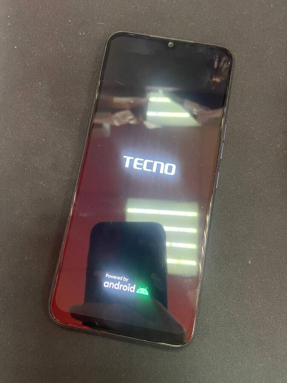 Мобильный телефон Tecno Spark 8С 4/64