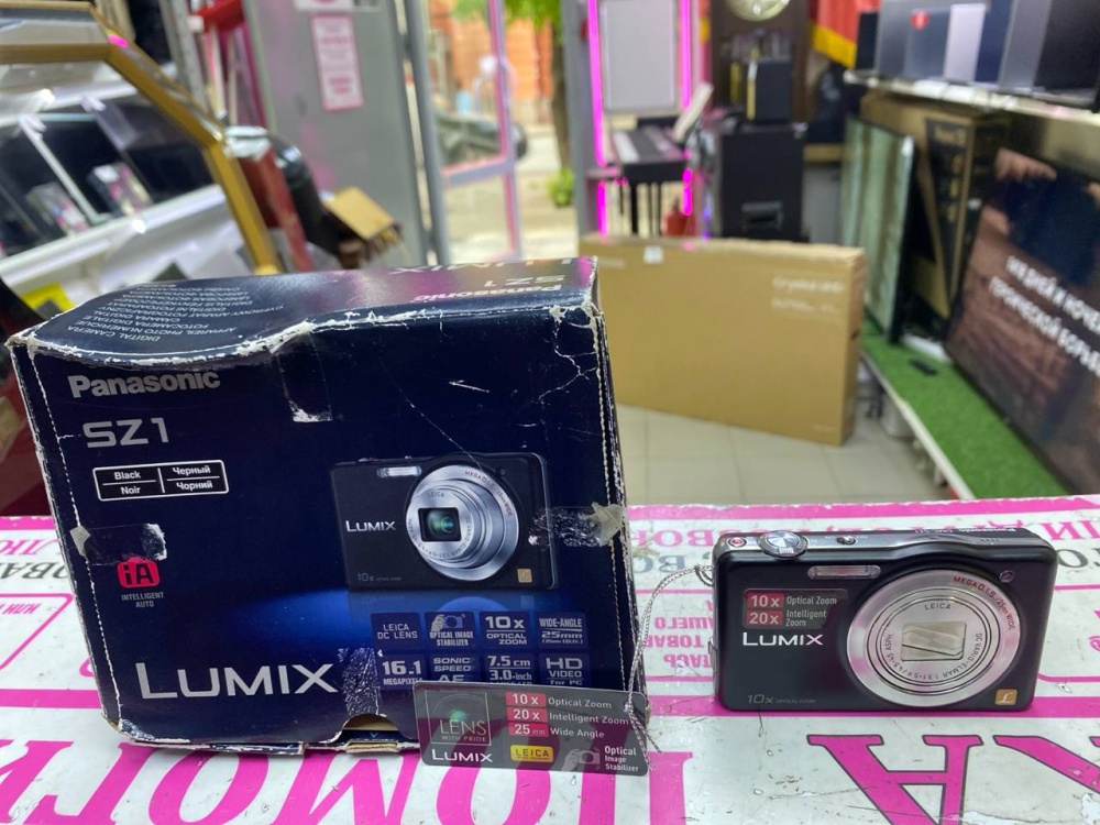 Фотоаппарат Panasonic Lumix DMC-SZ1