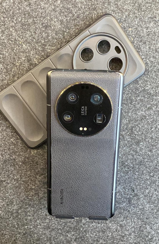 Смартфон Xiaomi 13 Ultra 12.512