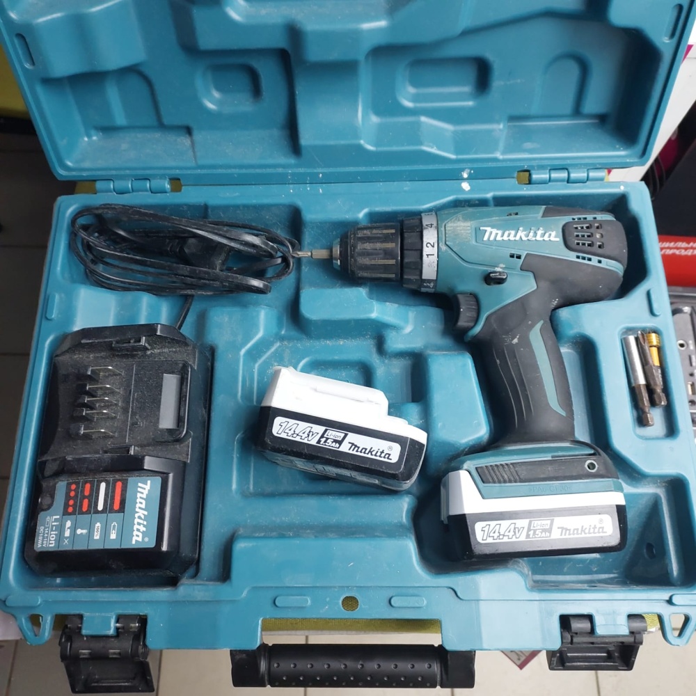 Шуруповерт makita df347d