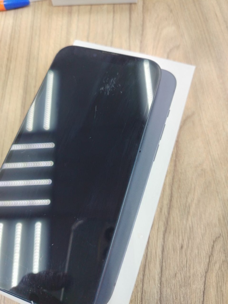 Смартфон iPhone 13 128 Gb