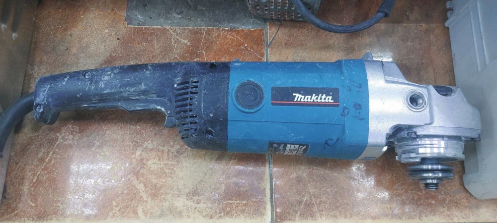 УШМ (Болгарка) Makita 9069