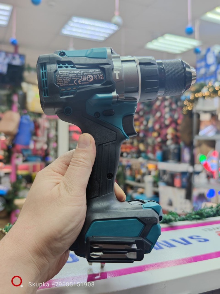 Шуруповерт Makita DF001G