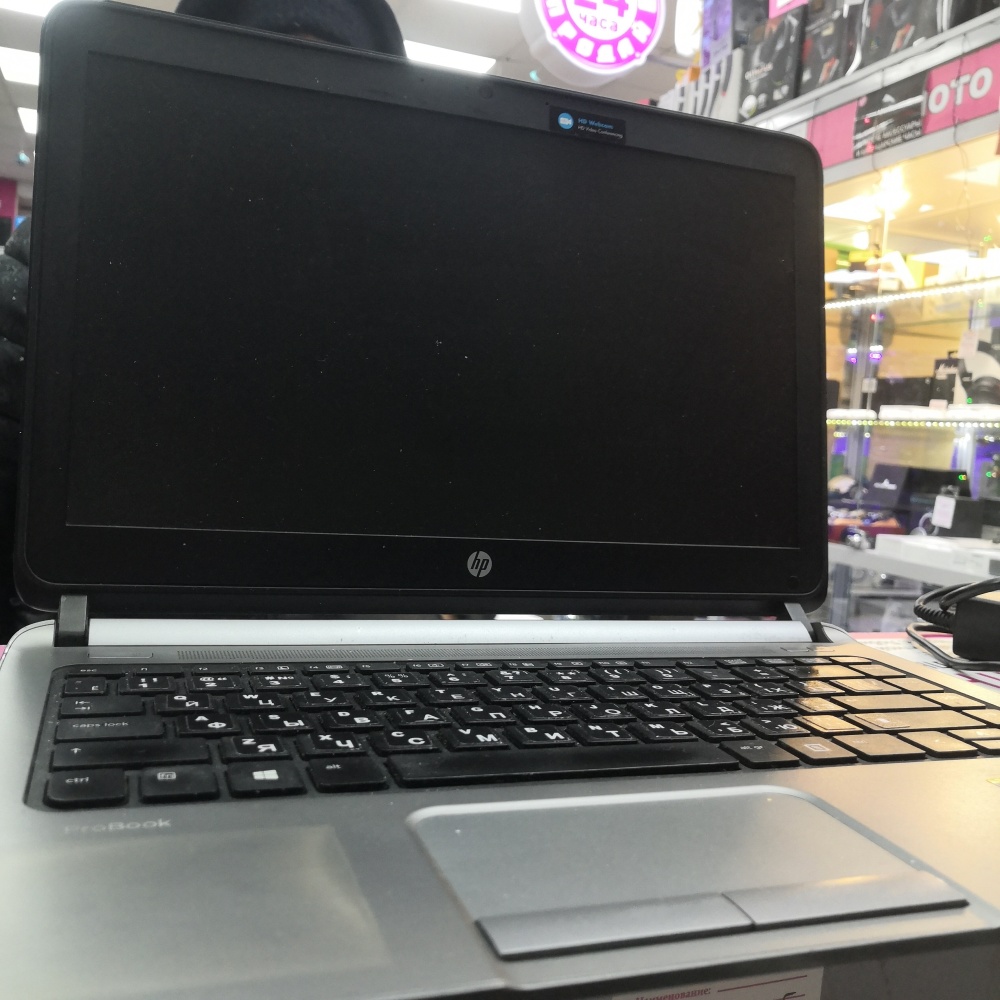 Ноутбук HP i3-4/8/120sd/1