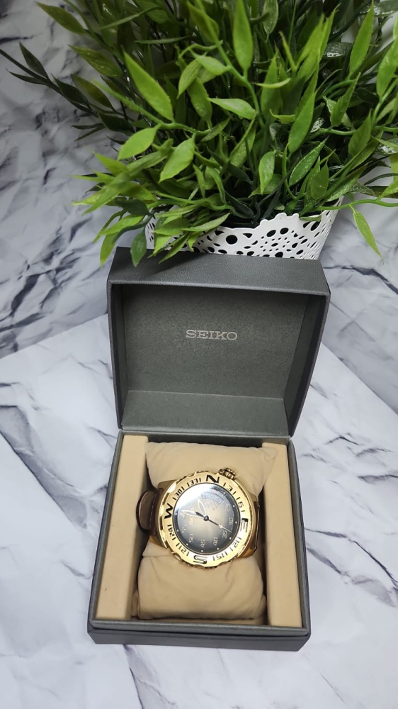 Часы SEIKO