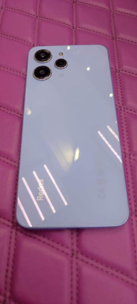 Смартфон Xiaomi Redmi 12 4/128
