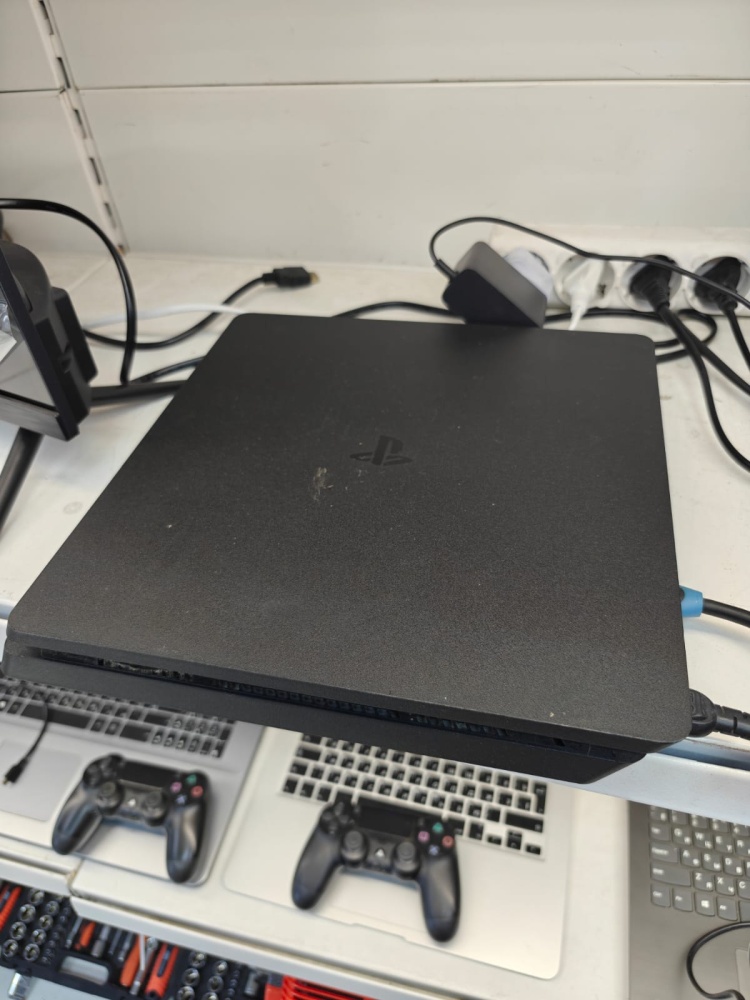 Игровая приставка Sony PlayStation 4 slim 500gb
