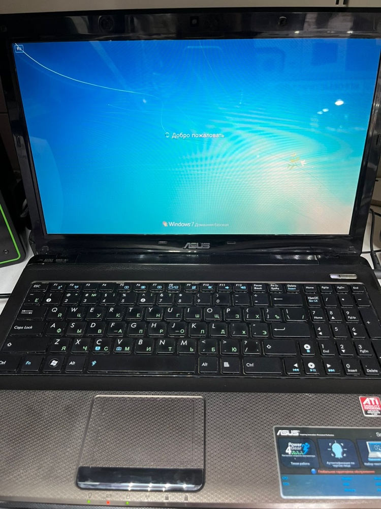 Ноутбук ASUS K52D