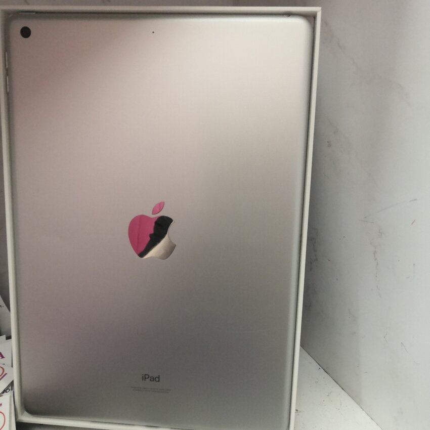 Планшет Apple iPad Air 9 поколения A2602