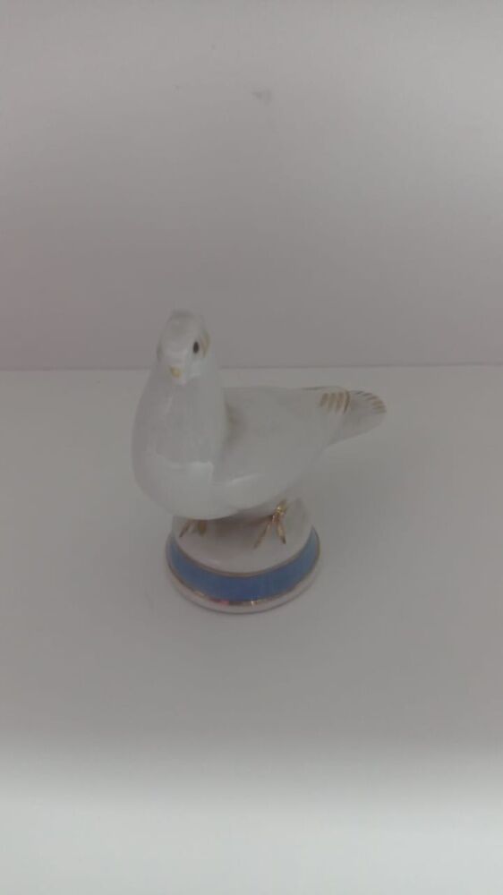 статуэтка голубь