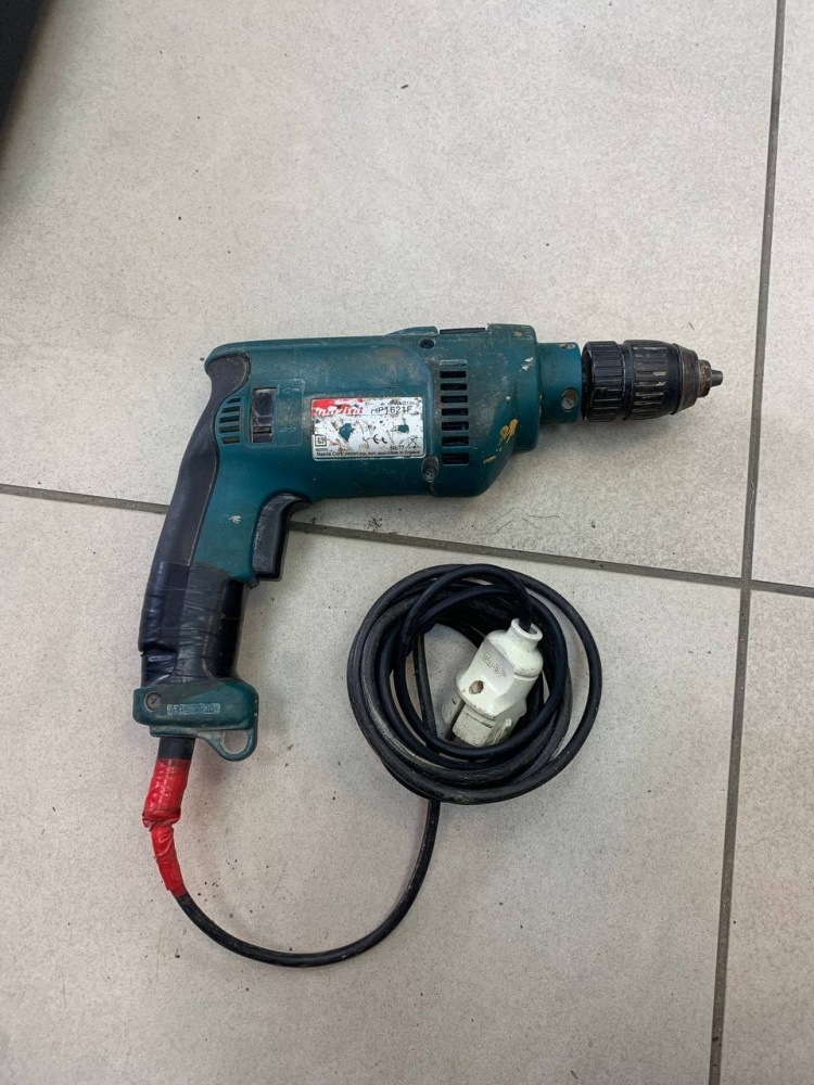 Дрель Makita
