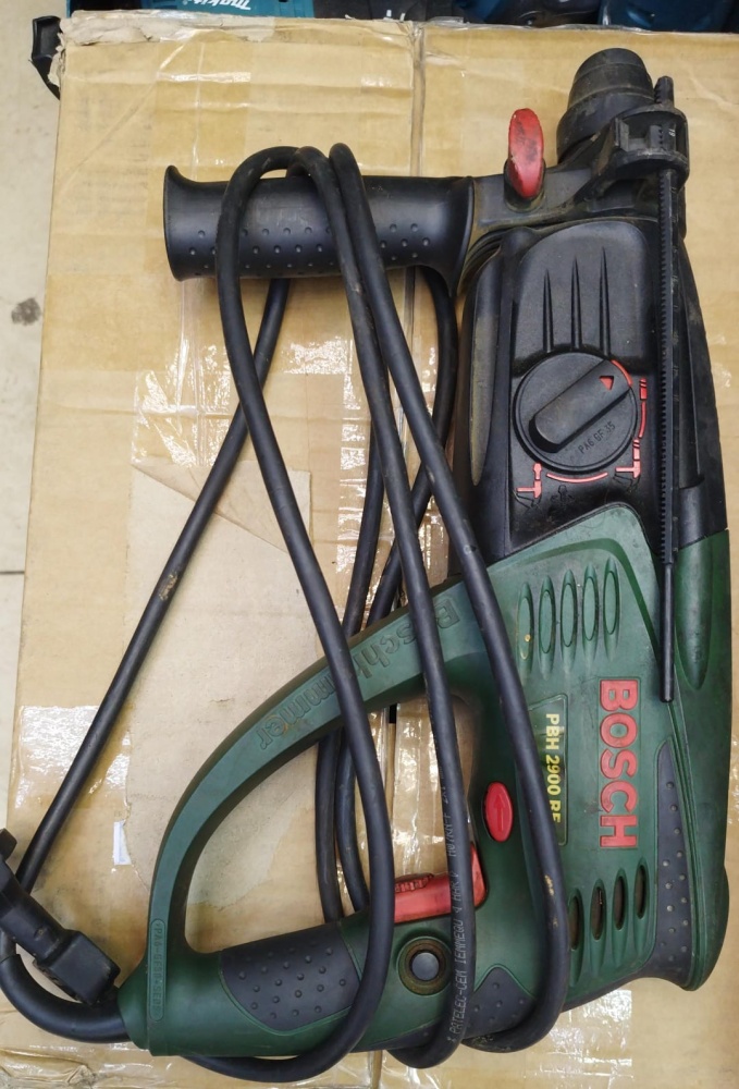 Перфоратор Bosch PBH2900RE