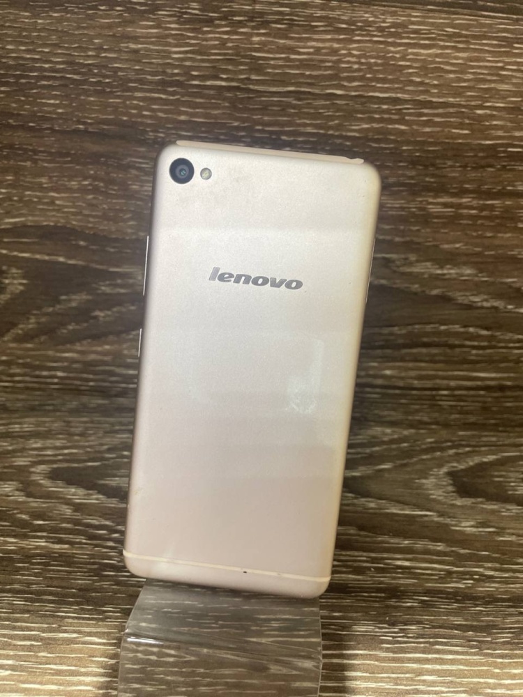 Мобильный телефон Lenovo   2/32