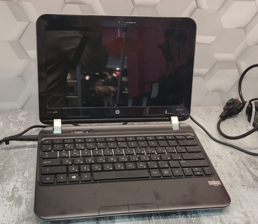Ноутбук HP Pavilion DM1-4300